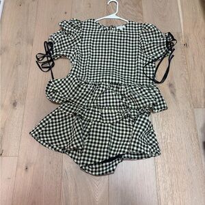 TCEC Black and Cream Checkered Women Shorts Set